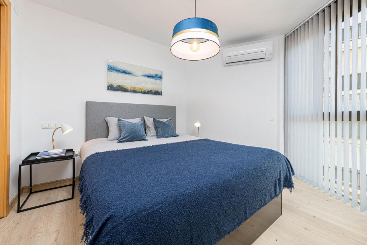 Mediterraneo Beach Apartment In Malaga By Solaga Holiday Homes Экстерьер фото