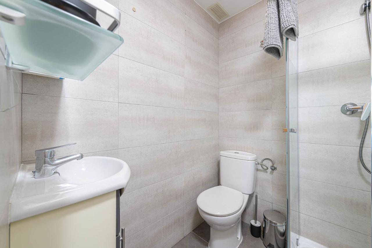 Mediterraneo Beach Apartment In Malaga By Solaga Holiday Homes Экстерьер фото