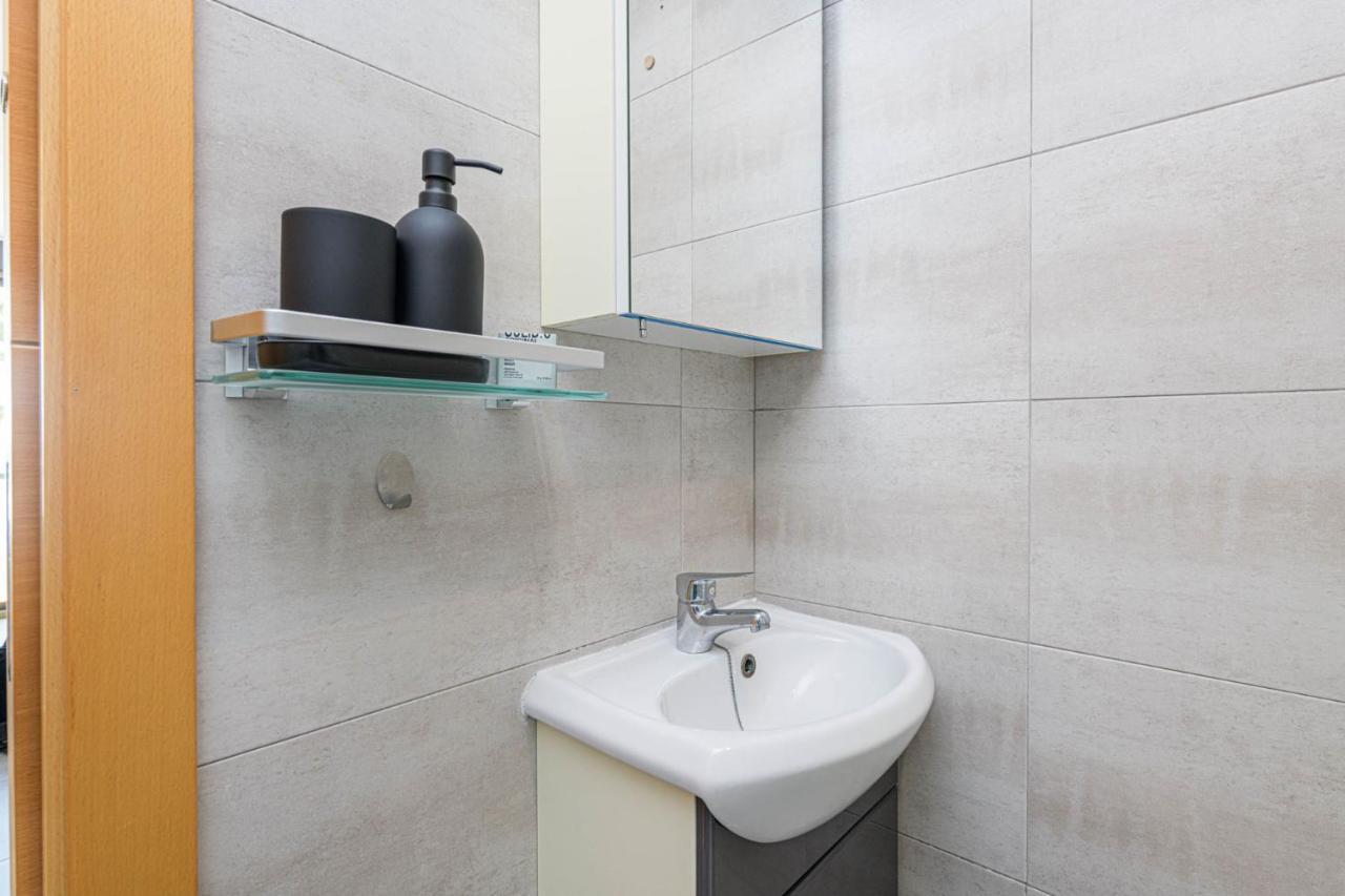Mediterraneo Beach Apartment In Malaga By Solaga Holiday Homes Экстерьер фото