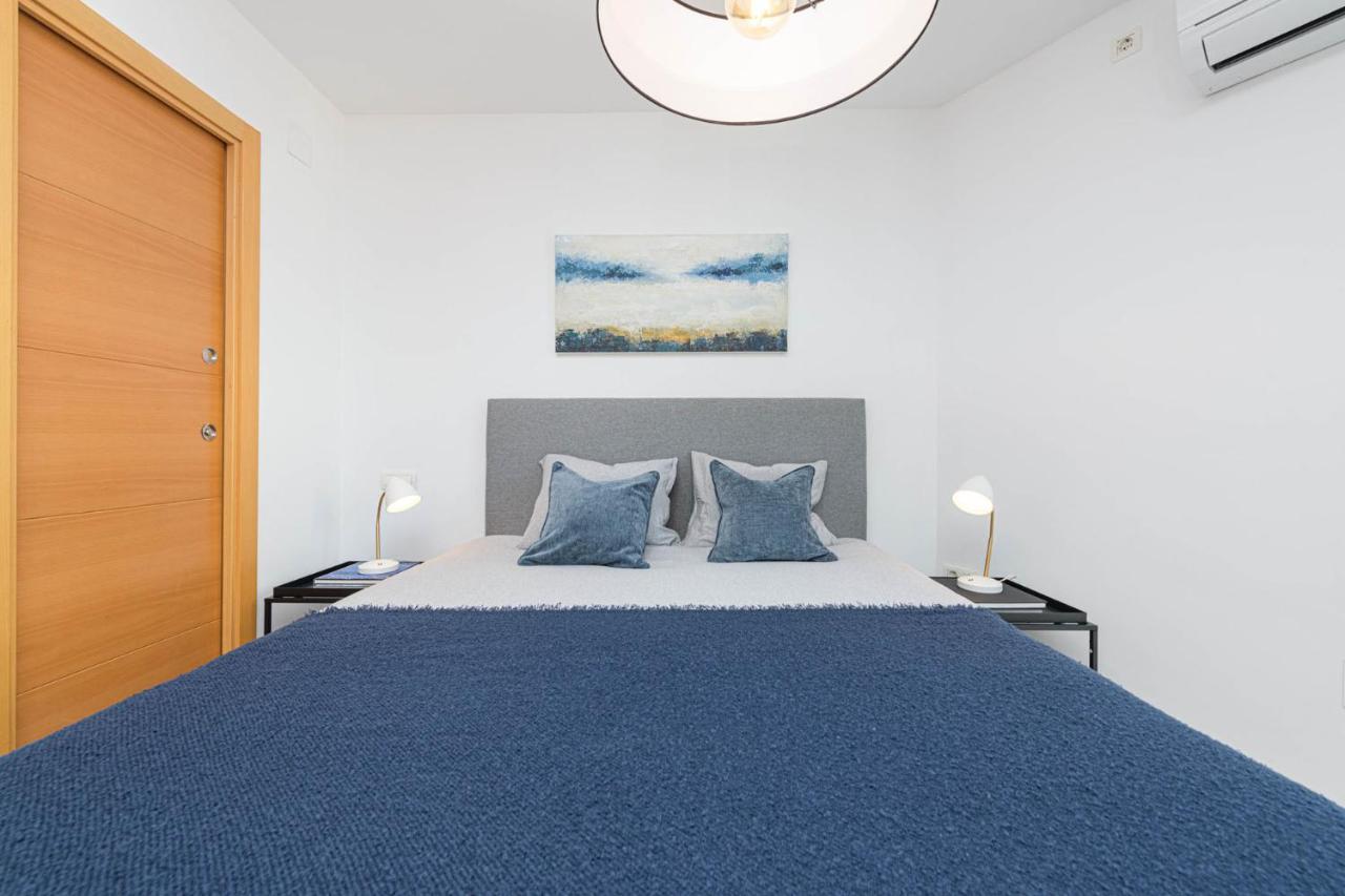 Mediterraneo Beach Apartment In Malaga By Solaga Holiday Homes Экстерьер фото